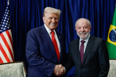 Lula agradece Trump por retirada de sanções a Moraes