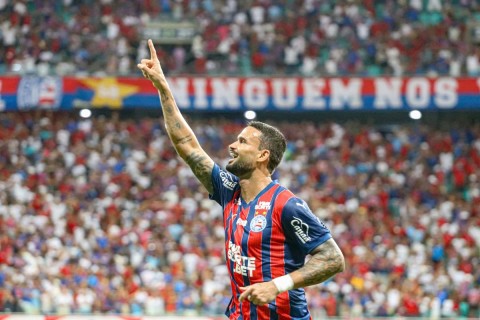 Atacante do Bahia está entre as melhores contratações do futebol brasileiro em 2025; confira o ranking