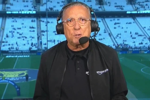 Galvão Bueno é internado em hospital de São Paulo