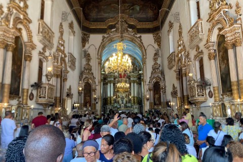 Primeira sexta-feira do ano lota a Colina Sagrada com pedidos e agradecimentos ao Senhor do Bonfim
