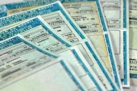 Exame toxicológico passa a ser obrigatório para tirar CNH das categorias A e B; entenda a mudança