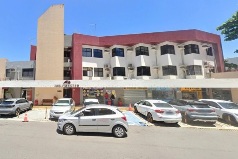 Mulher denuncia estupro dentro de shopping no Imbuí