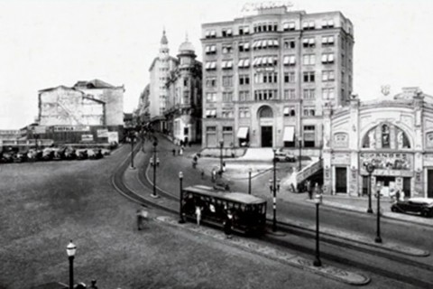 Como eram os antigos cinemas de rua de Salvador, principais points culturais do século XX