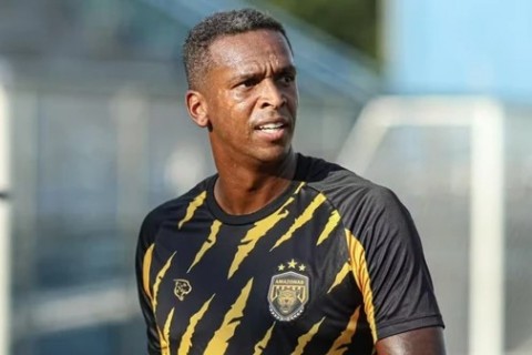 Ex-jogador Jô é preso pela quarta vez por não pagar a pensão alimentícia