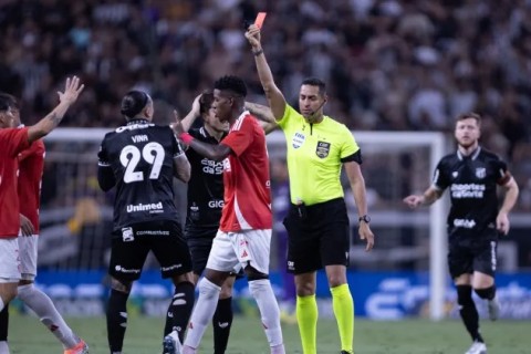 Inter joga quase jogo todo com um a mais, vence Ceará e se afasta do Z4