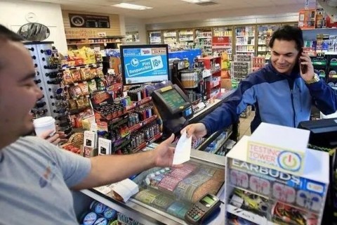 Powerball está de volta - e com um prêmio gigantesco de R$ 3 bilhões! O que você faria com R$ 3 bilhões? A Powerball dos Estados Unidos volta com força total neste sábado, em um sorteio bilionário. Sua vida pode mudar totalmente neste final de semana.