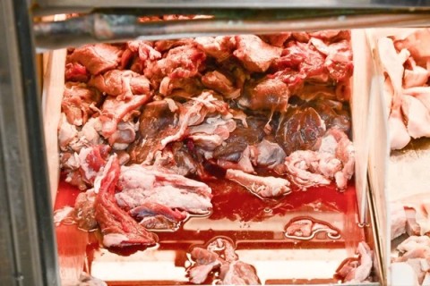 Vigilância Sanitária recolhe mais 400 kg de carnes estragadas em açougues na Bahia