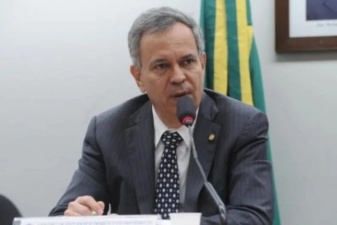 Quem é Félix Mendonça Jr., deputado baiano alvo de operação da Polícia Federal
