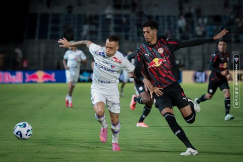 Fortaleza vence o Bragantino fora de casa e segue vivo na luta pela permanência na Série A