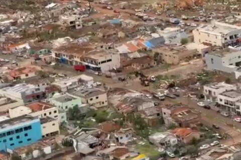 Famílias afetadas por tornados no Paraná receberão até R$ 50 mil em auxílio